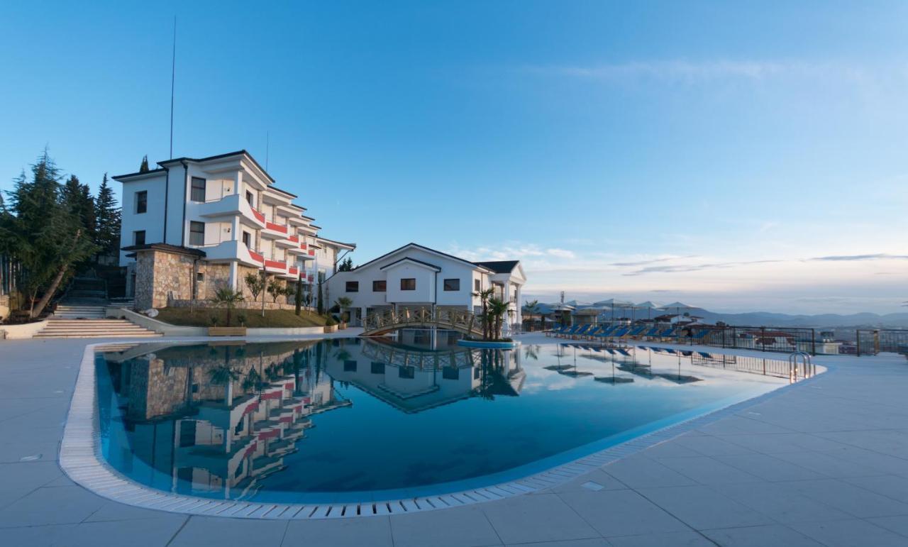 Chateau Linza Resort Tiranë Ngoại thất bức ảnh