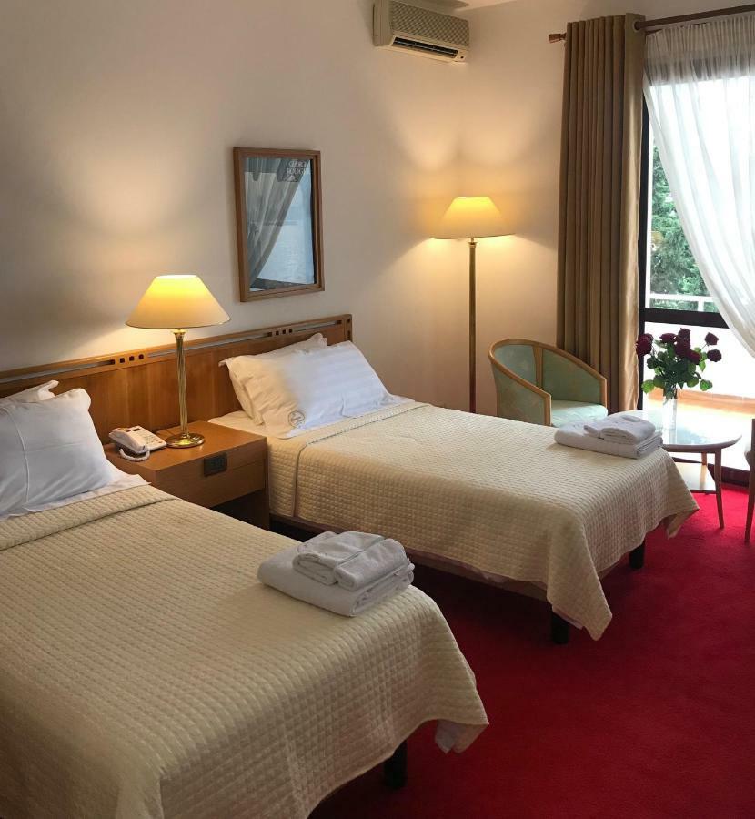 Chateau Linza Resort Tiranë Ngoại thất bức ảnh