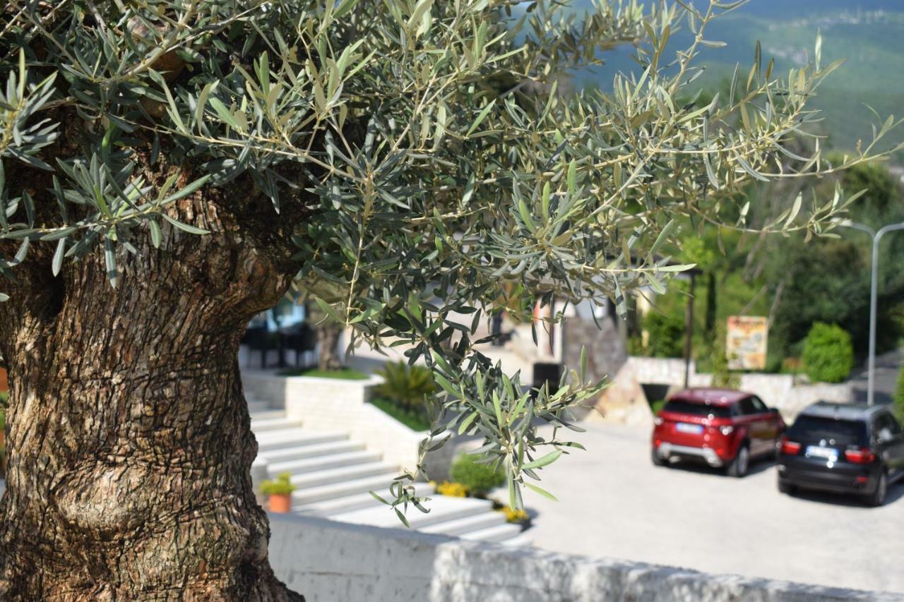 Chateau Linza Resort Tiranë Ngoại thất bức ảnh